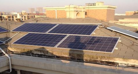 Asphalt shingle roof solar mounting (1)